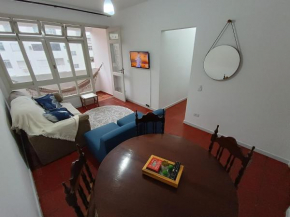 Apartamento aconchegante, ótima localização.
